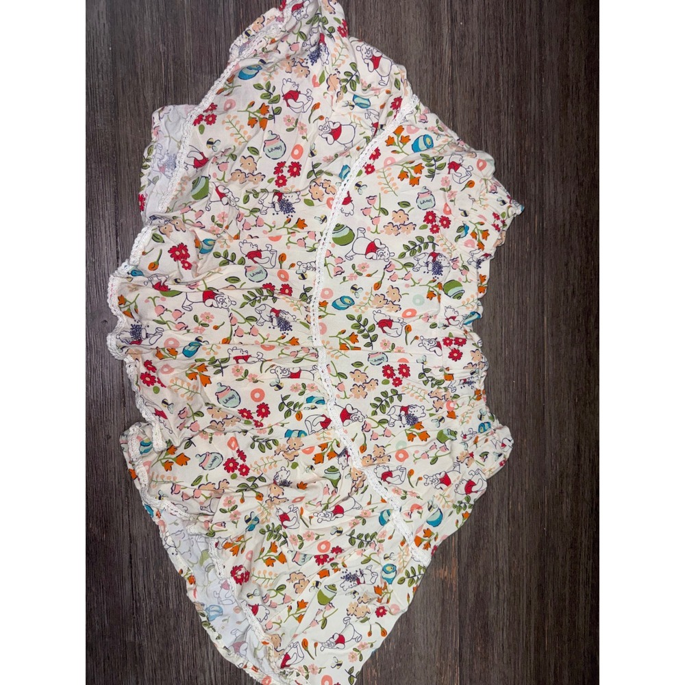 Disney Winnie the Pooh Floral Ruffle Skort Crochet Trim White MD